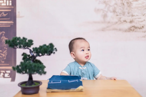 肇庆宝宝喊肚子疼怎么回事